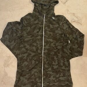 Lululemon Men’s Surge Warm Full Zip
Hoodie